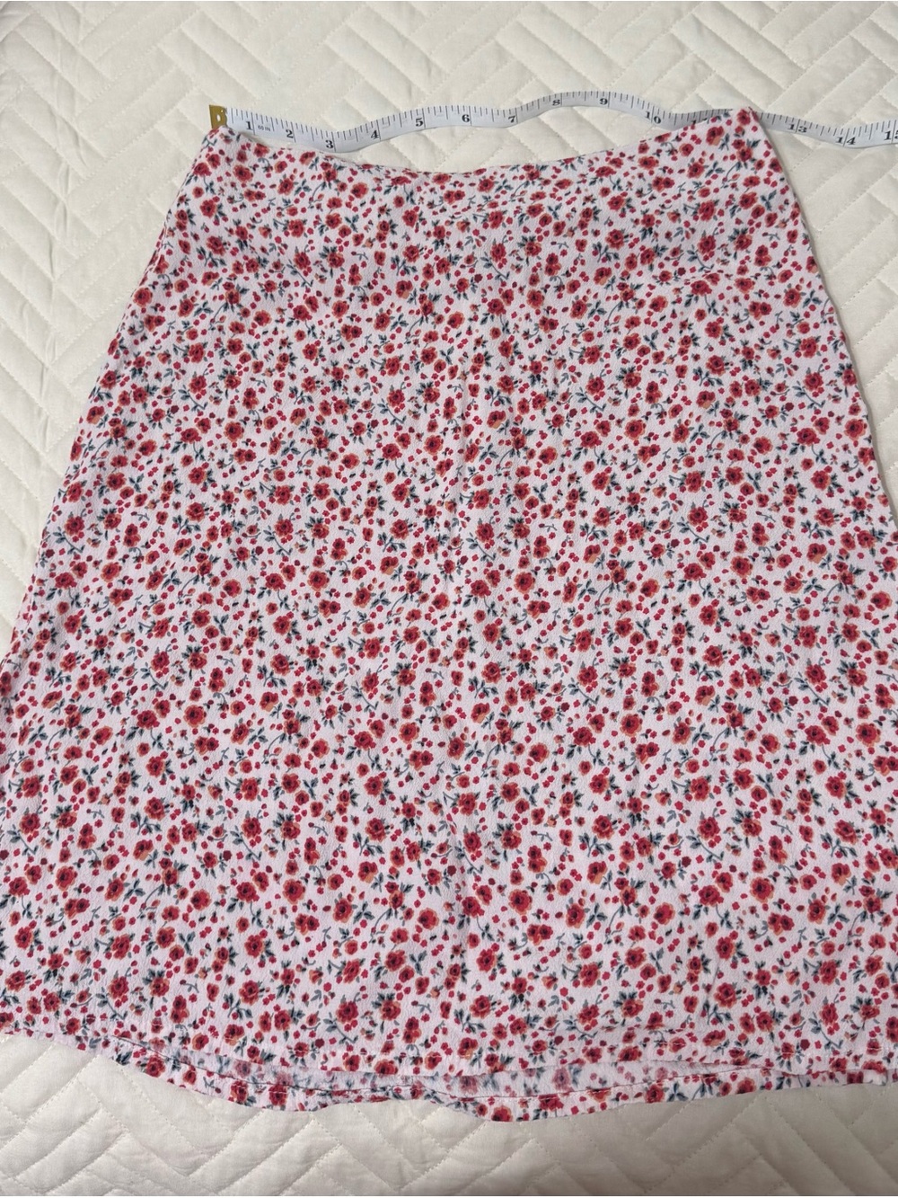 Brandy Melville White A-Line Skirt with Red Floral Print